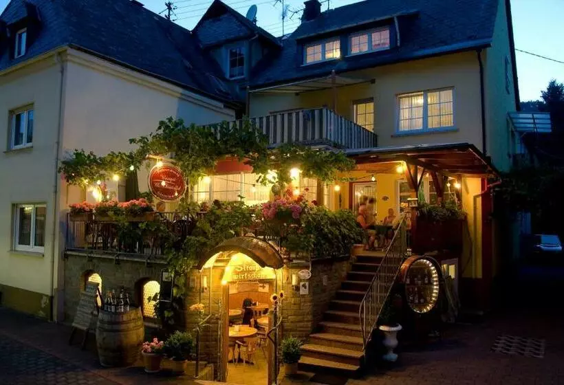 Aamiaismajoitus (B&B) Gästehaus Manfred Christoffel