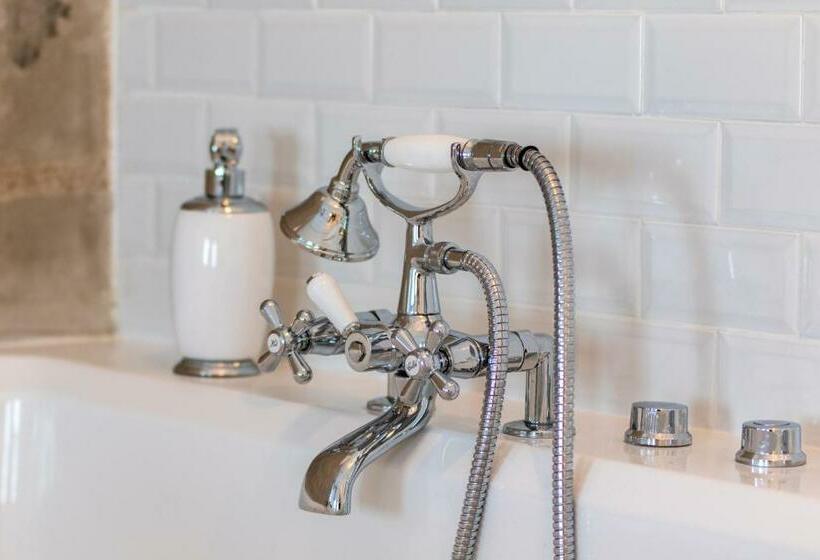 تختخواب و صبحانه Love Room Bohème Les Petits Plaisirs