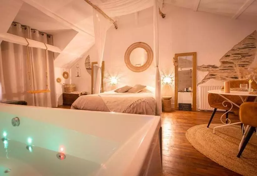 Aamiaismajoitus (B&B) Love Room Bohème Les Petits Plaisirs
