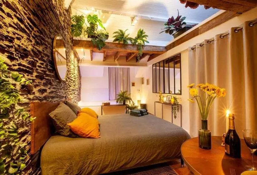 Aamiaismajoitus (B&B) Love Room Bohème Les Petits Plaisirs