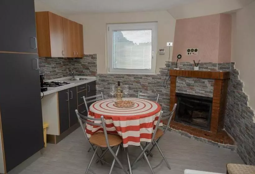 Aamiaismajoitus (B&B) Lupo