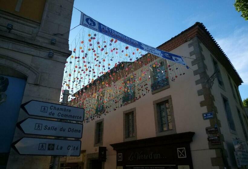 Bed and Breakfast Rooftop Face à La Cité  Rfc