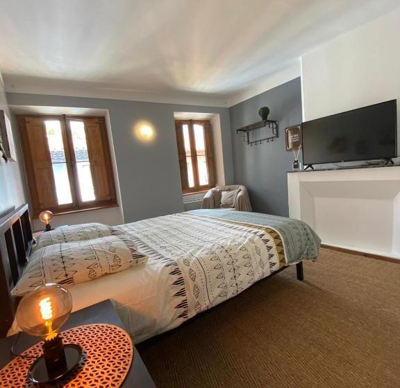 Bed and Breakfast Rooftop Face à La Cité  Rfc