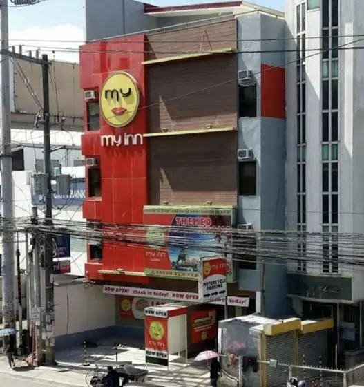 ホテル My Inn Calamba