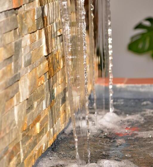 فندق Pumula Beach