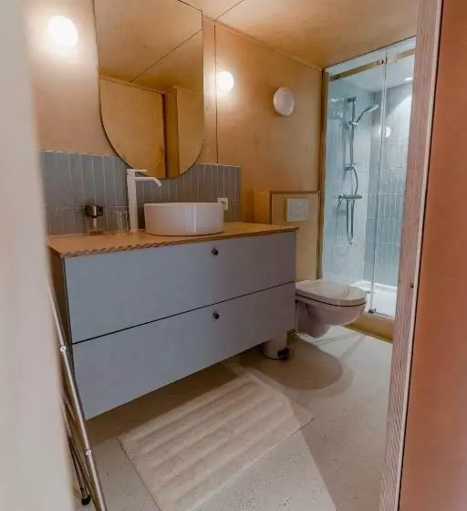 پانسیون Au Fond Du Jardin