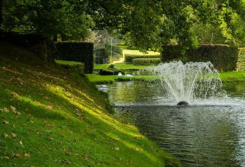 پانسیون Au Fond Du Jardin