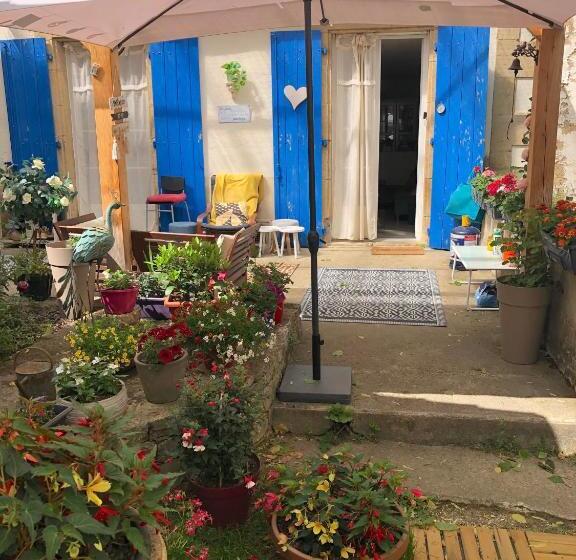 Пансион La Vie En Roses