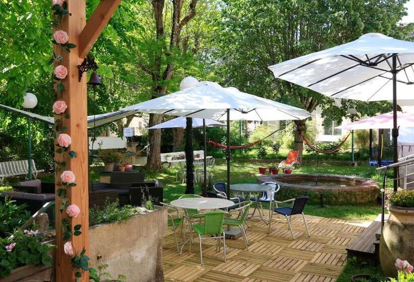 Пансион La Vie En Roses