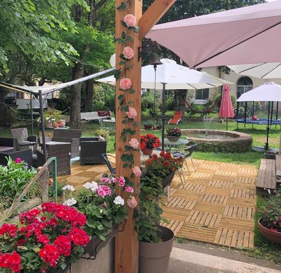 Пансион La Vie En Roses