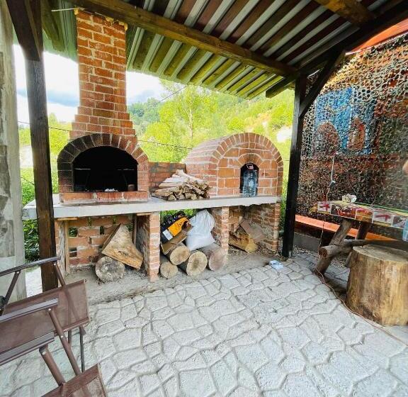 تختخواب و صبحانه Casa Albac