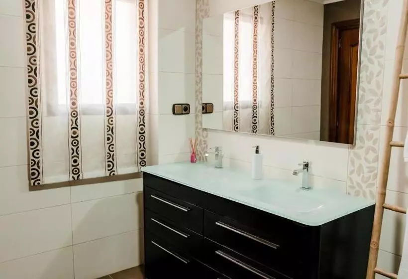 Aamiaismajoitus (B&B) La Terreta