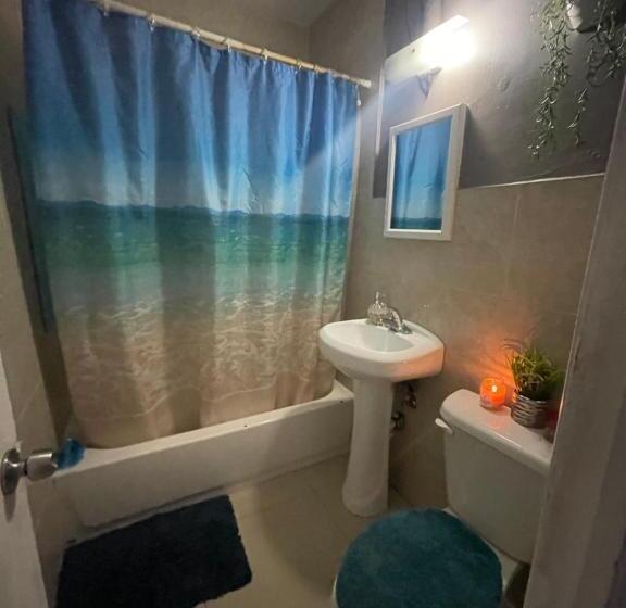 Miami Vibes Hostel Like Shared Room