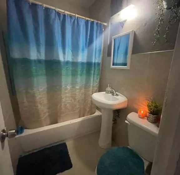 Miami Vibes Hostel Like Shared Room