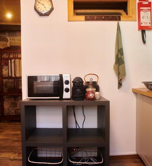 پانسیون Casa Da Praça Velha Guest House