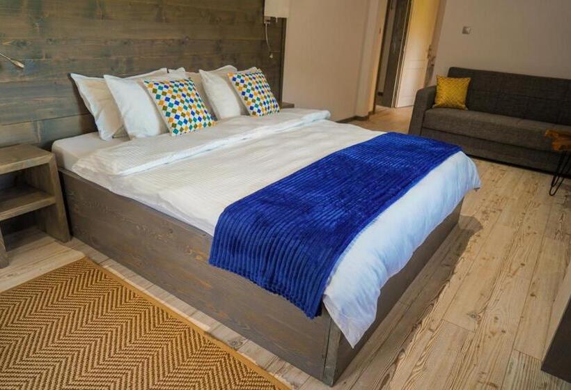 پانسیون Montana 219