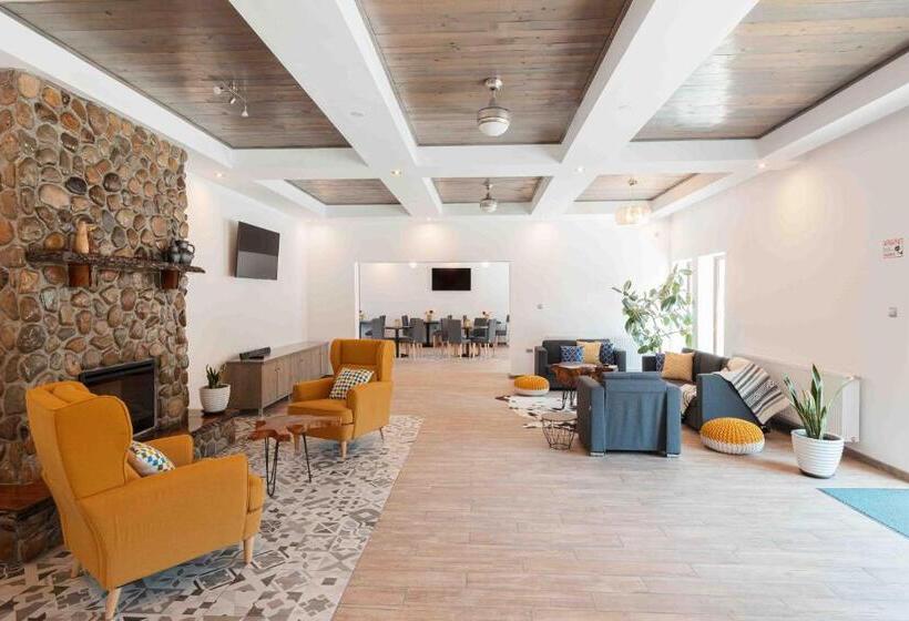 پانسیون Montana 219