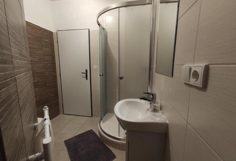 Majatalo Penzion Wellness Chechluvka