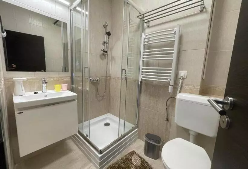 ペンション Várlak Vendégház