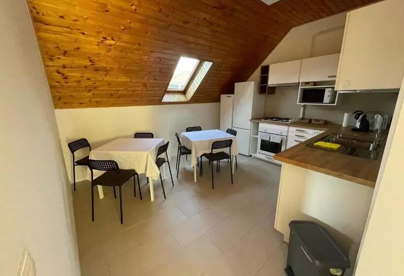 ペンション Várlak Vendégház