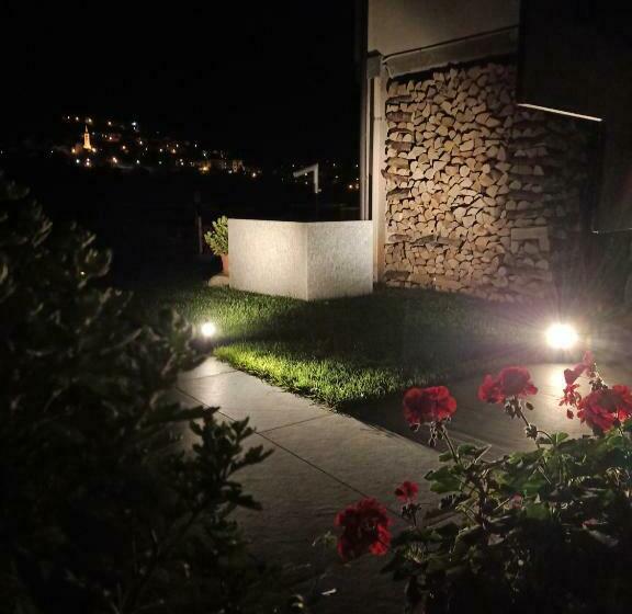 Пансион V&v Rentroom Design