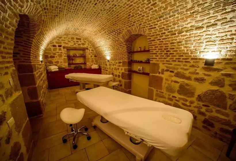 Aamiaismajoitus (B&B) Château Origny De Neuvy