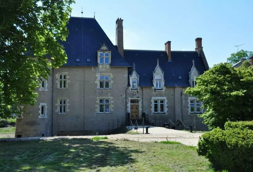 Aamiaismajoitus (B&B) Château Origny De Neuvy