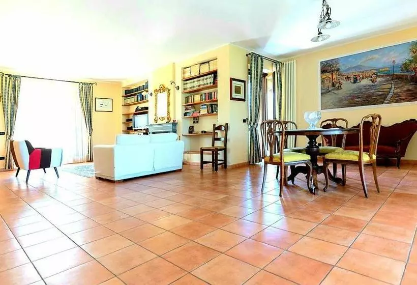 ベッドアンドブレックファースト La Quercia Di Massena