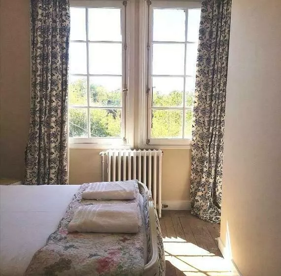 Aamiaismajoitus (B&B) R & R Bergerac