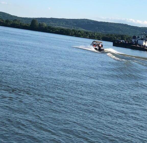 Elgringo Clisura Dunarii