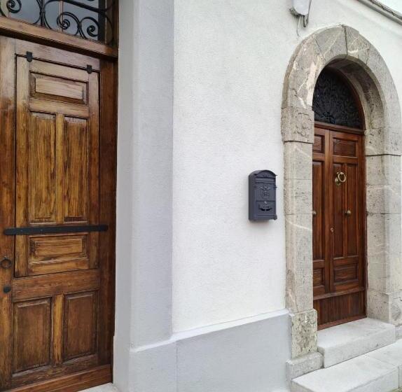 ペンション Porta D Alpi