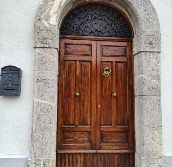 ペンション Porta D Alpi