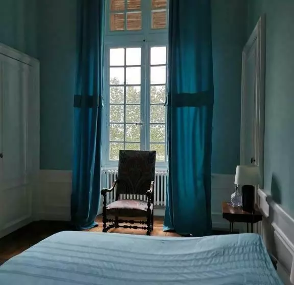 ベッドアンドブレックファースト Château De Chasseneuil Sur Bonnieure