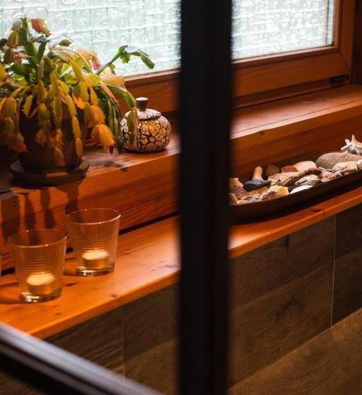 تختخواب و صبحانه Nîdwazô   Ecolodge & Maison D Hôtes