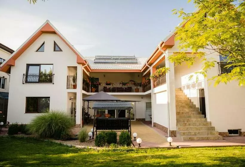 پانسیون Casa Melamy