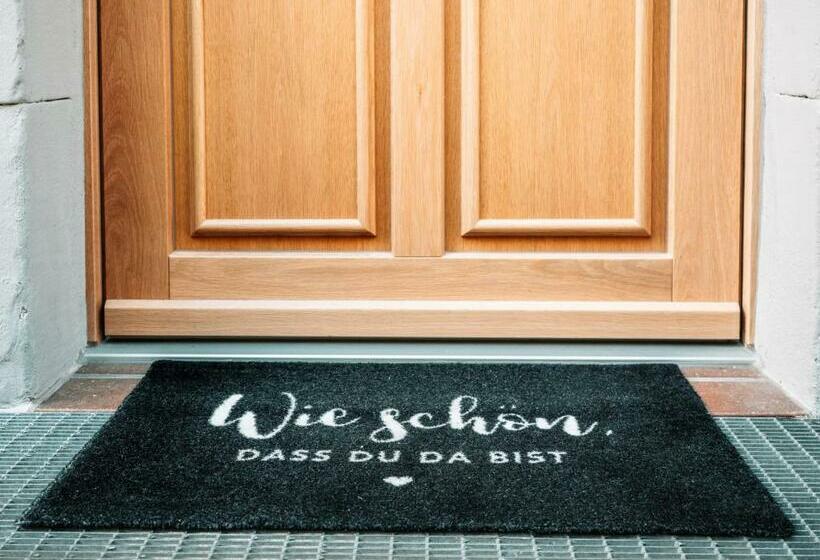 Pension (Hôtel basse catégorie) Seeglück