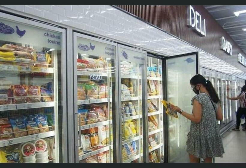 پانسیون Staycation