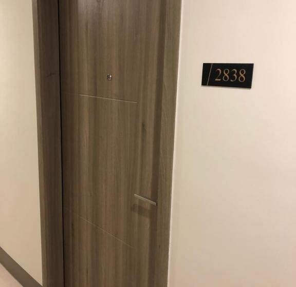 پانسیون Staycation