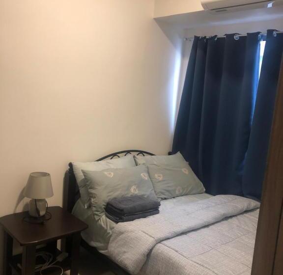 پانسیون Staycation