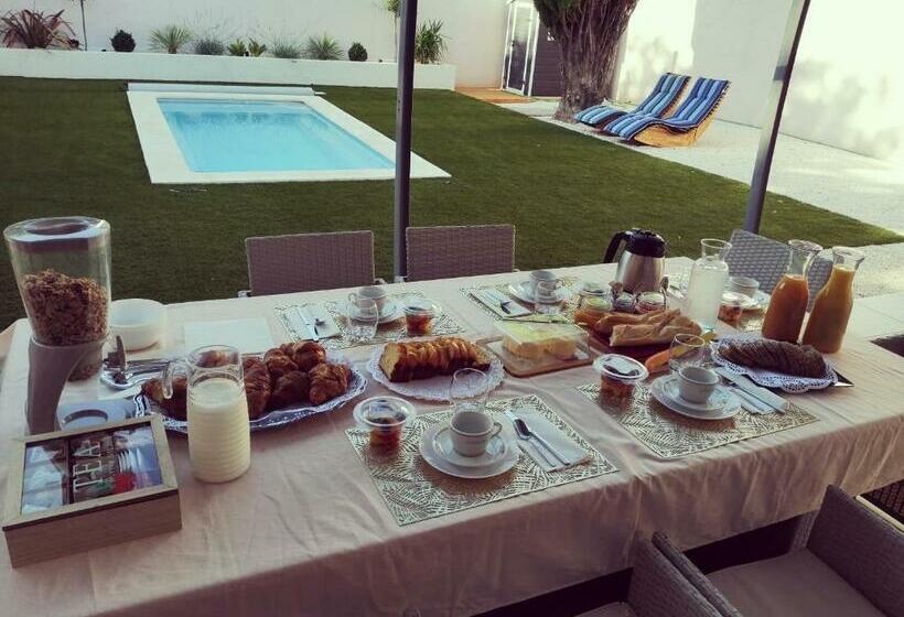 مبيت وإفطار Jas Dou Felibrige