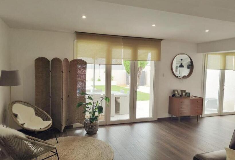 مبيت وإفطار Jas Dou Felibrige