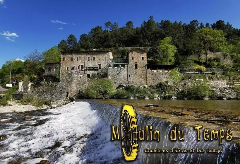 ベッドアンドブレックファースト Le Moulin Du Temps  Chambres Et Lounge Bar Au Bord De La Rivière