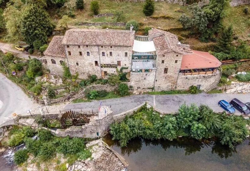 ベッドアンドブレックファースト Le Moulin Du Temps  Chambres Et Lounge Bar Au Bord De La Rivière