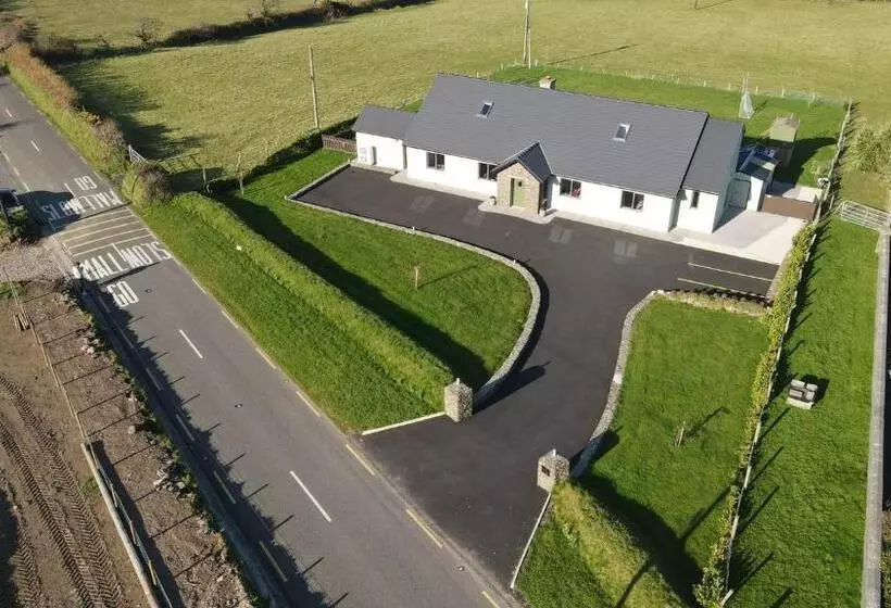 ペンション The Hawthorn Rooms Dingle