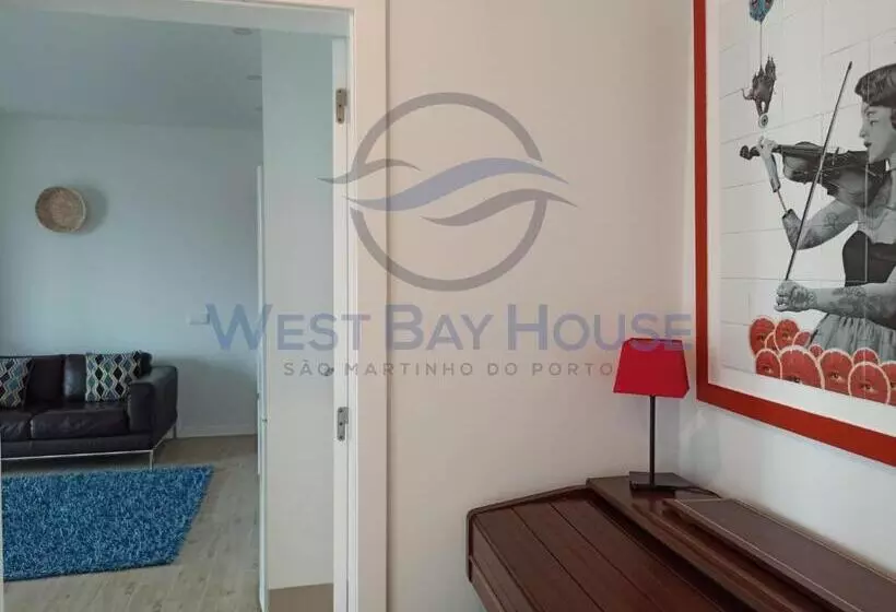 ペンション West Bay House
