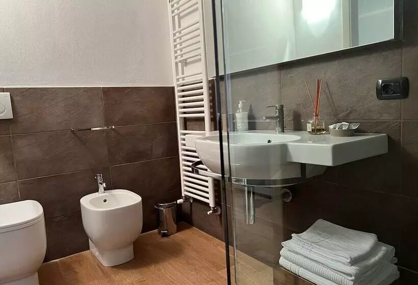 تختخواب و صبحانه A Casa Di Paola Suite