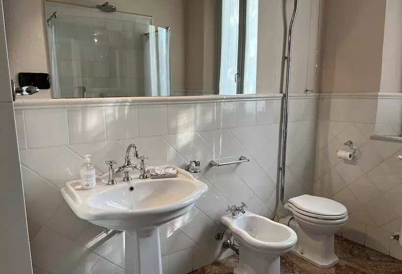 تختخواب و صبحانه A Casa Di Paola Suite