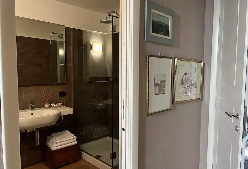 تختخواب و صبحانه A Casa Di Paola Suite