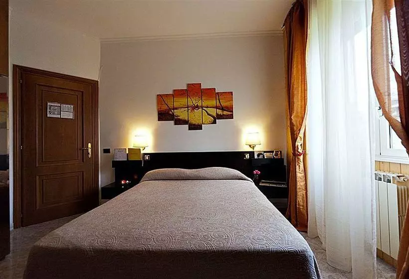 تختخواب و صبحانه Bijou Rome