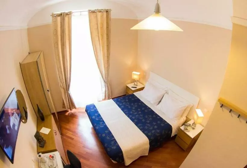 تختخواب و صبحانه Martino Ai Monti